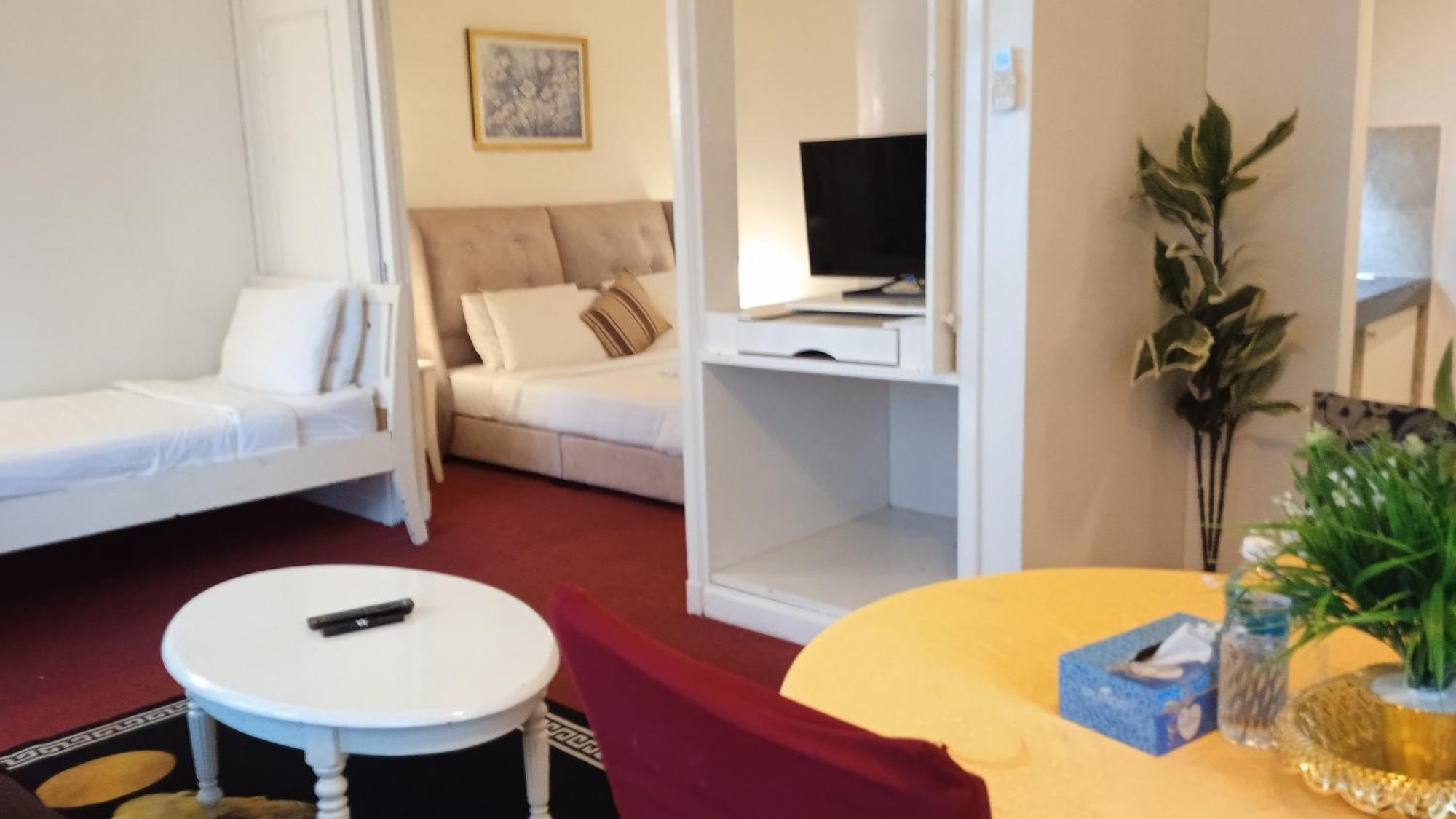 Visitor Service Suits At Times Square Bukitbintang K L Apartment *
