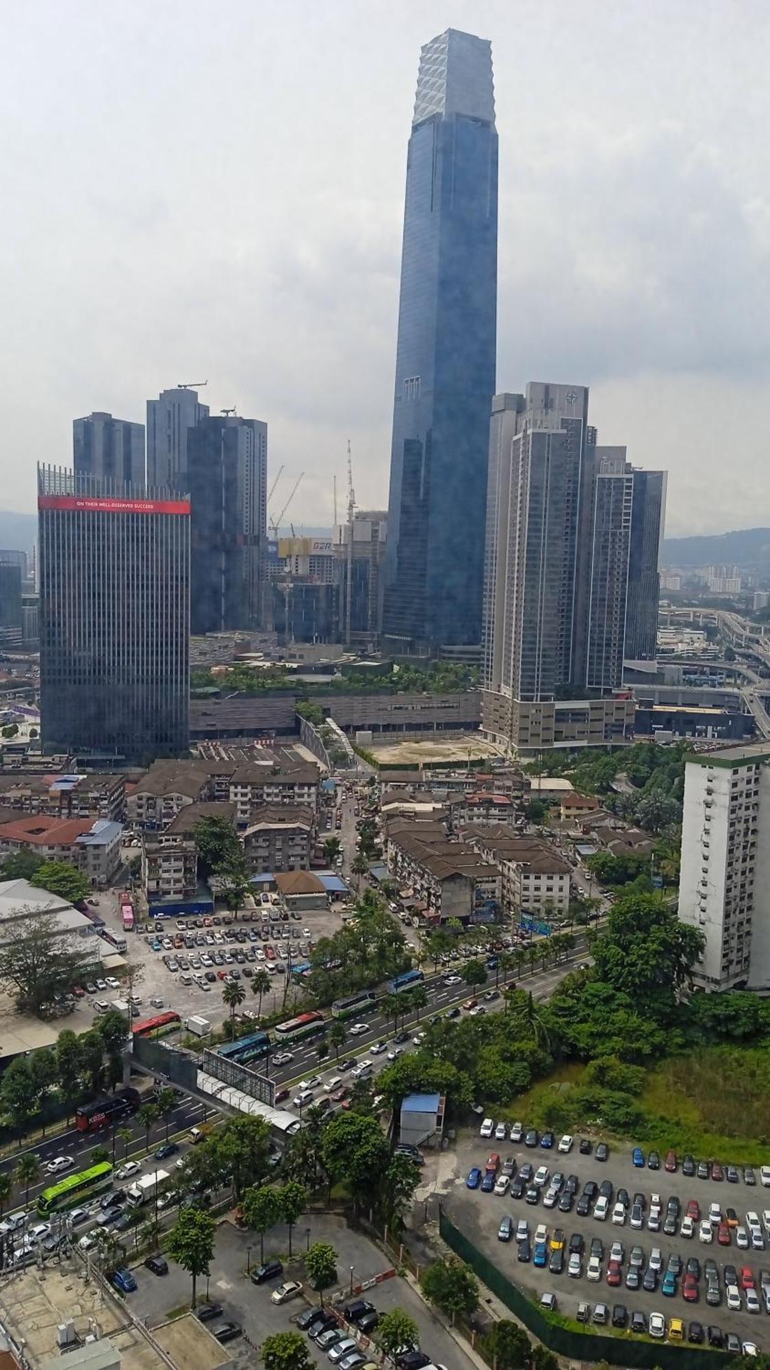 Visitor Service Suits At Times Square Bukitbintang K L Apartment *